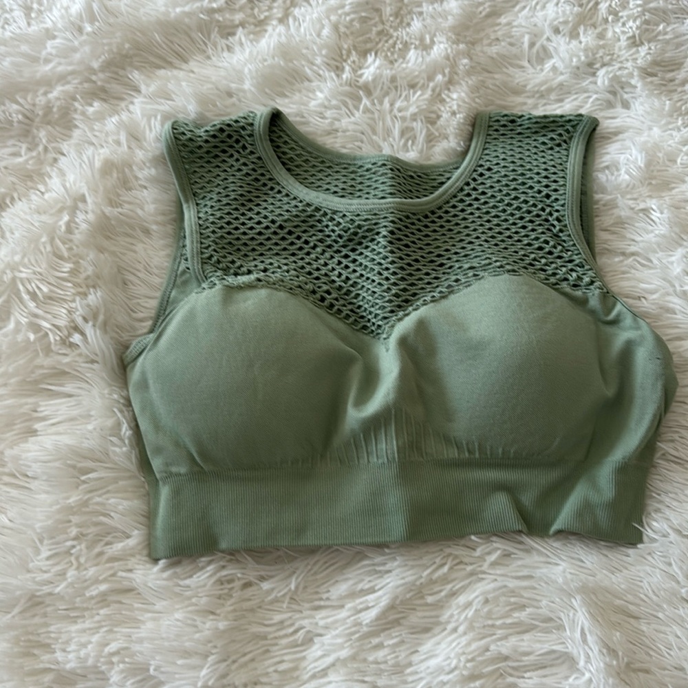 Sports bra top